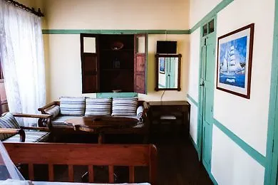 Karnayo Traditional 2* Meyísti