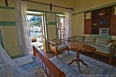 Karnayo Traditional 2*